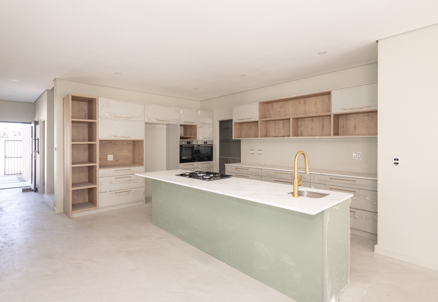 4 Bedroom Property for Sale in Sandown Western Cape